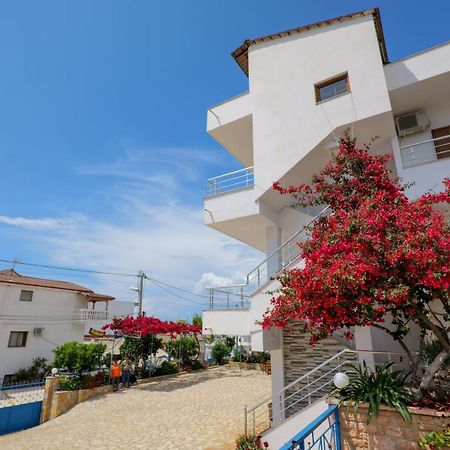 Vila Genci Εξαμίλιο Εξωτερικό φωτογραφία